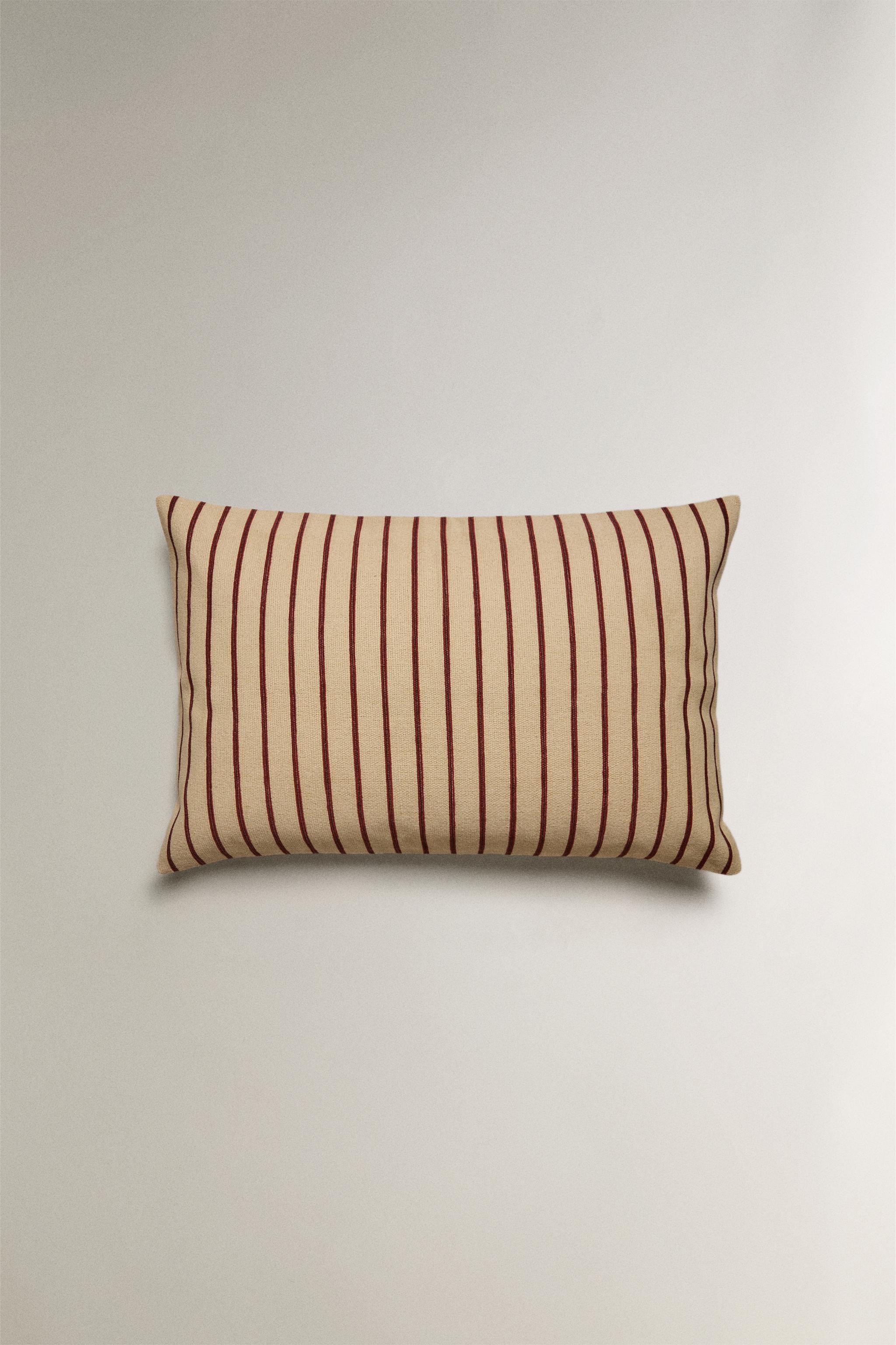 STRIPED CUSHION COVER